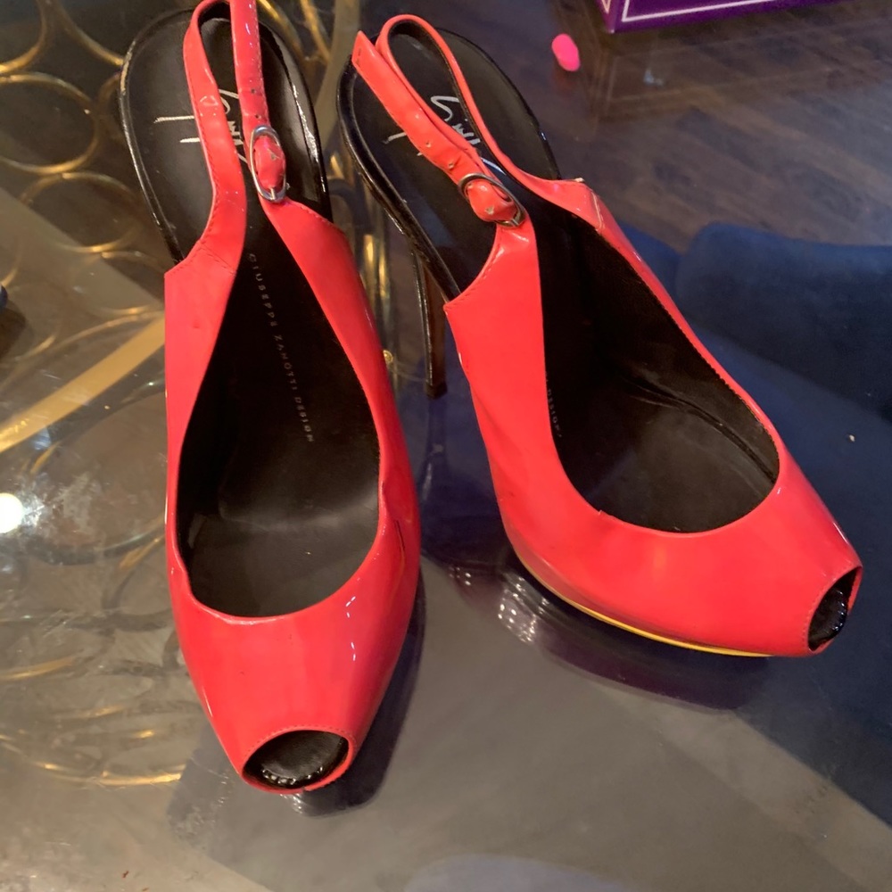 Women’s HIGH Heels!!!